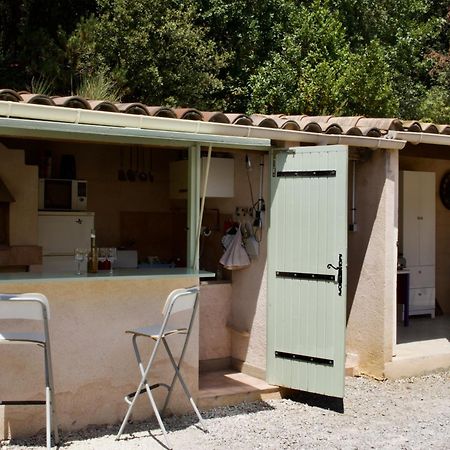 Bed and Breakfast La Bastide Des Roses Saint-Julien-d'Asse Zewnętrze zdjęcie