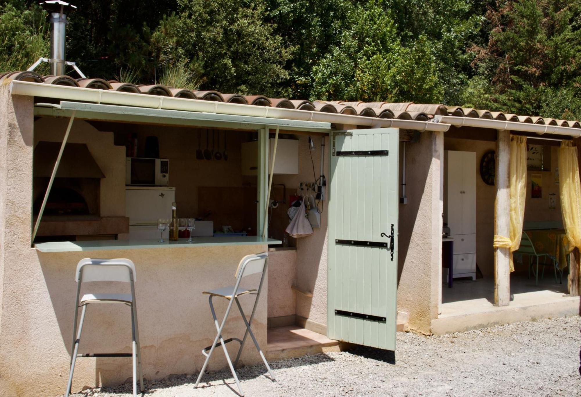 Bed and Breakfast La Bastide Des Roses Saint-Julien-d'Asse Zewnętrze zdjęcie
