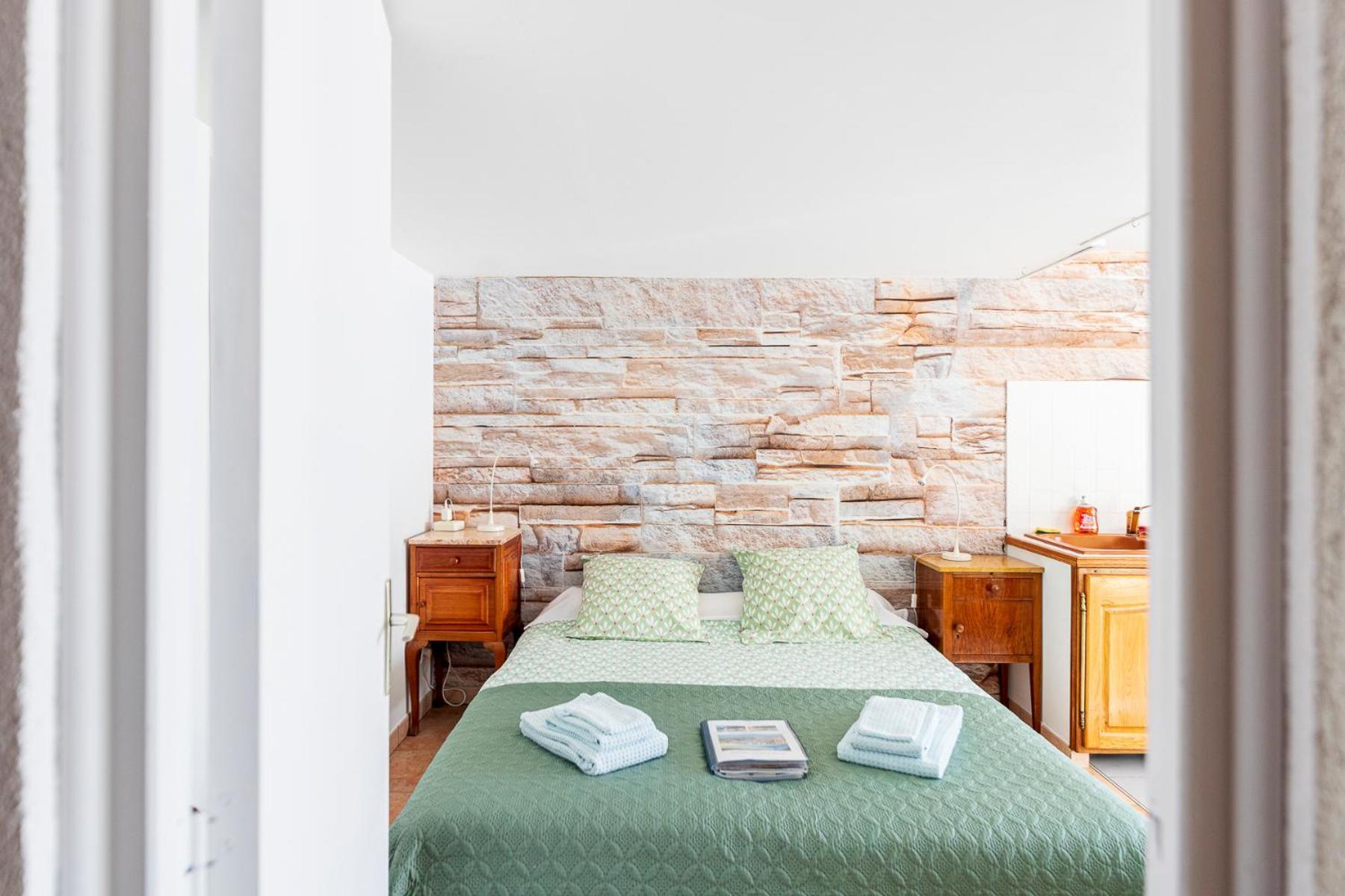 Bed and Breakfast La Bastide Des Roses Saint-Julien-d'Asse Zewnętrze zdjęcie