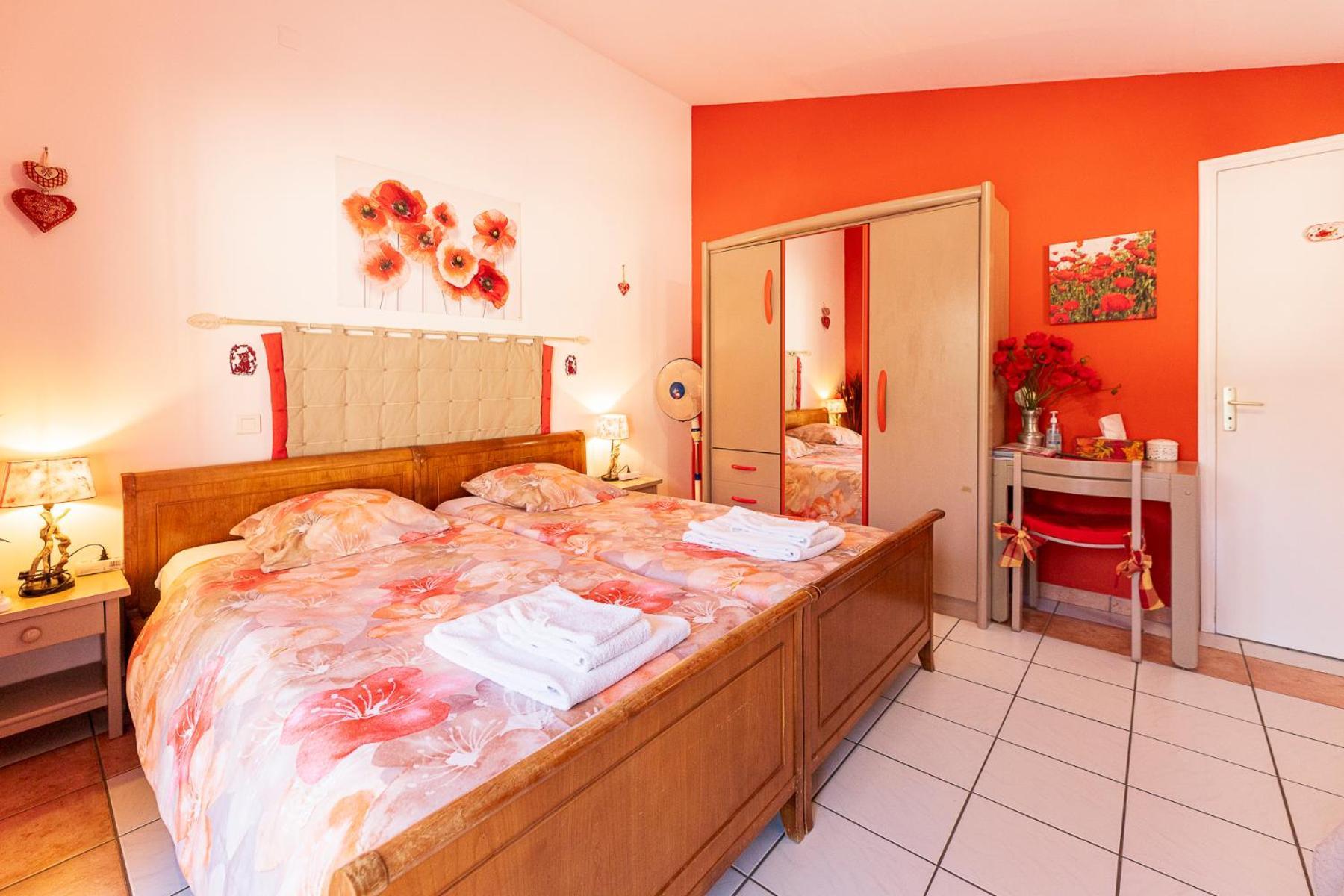 Bed and Breakfast La Bastide Des Roses Saint-Julien-d'Asse Zewnętrze zdjęcie